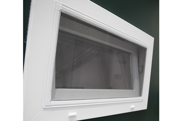 window with mos net